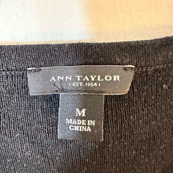 Ann Taylor V Neck Long Sleeve Cotton Rayon Blend Pullover Sweater Black Medium - Picture 3 of 4